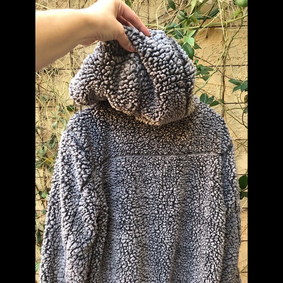 Anthro Thread & Supply Grey Silver Hooded Teddy Jacket Sz M - Picture 3 of 8